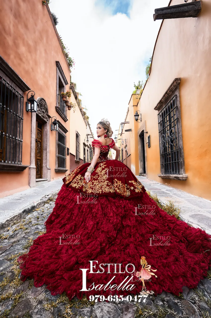 Estilo Isabella Quinceanera Dresses